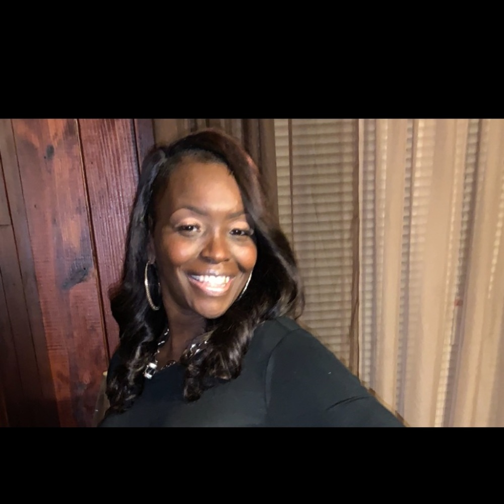 Meet your Posher, Debra